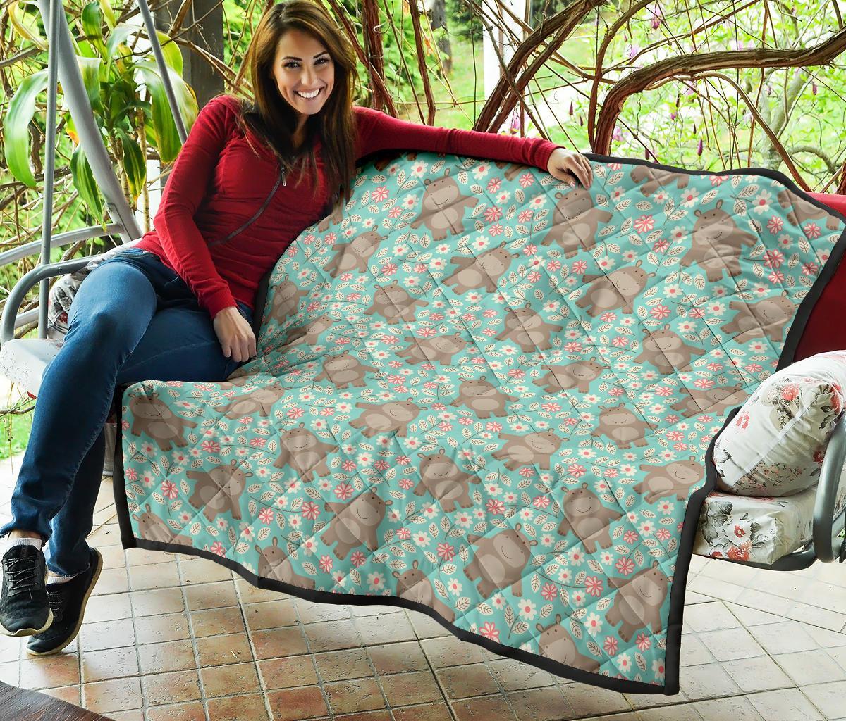 Hippo Floral Pattern Print Quilt-grizzshop