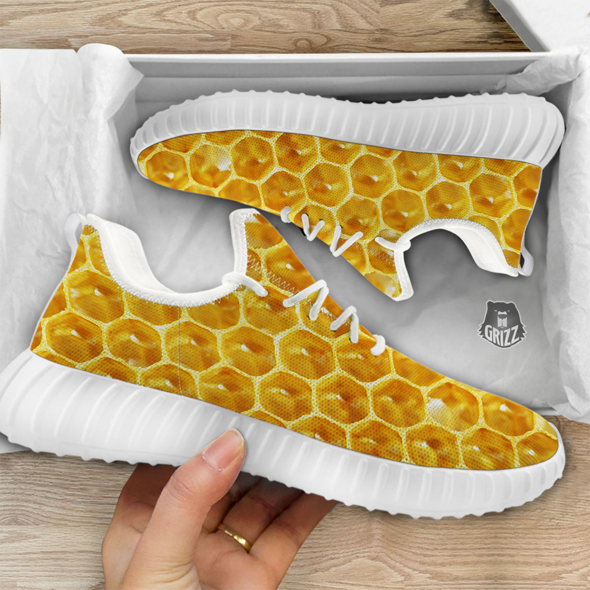 Honeycomb And Bees Print White Walking Shoes-grizzshop