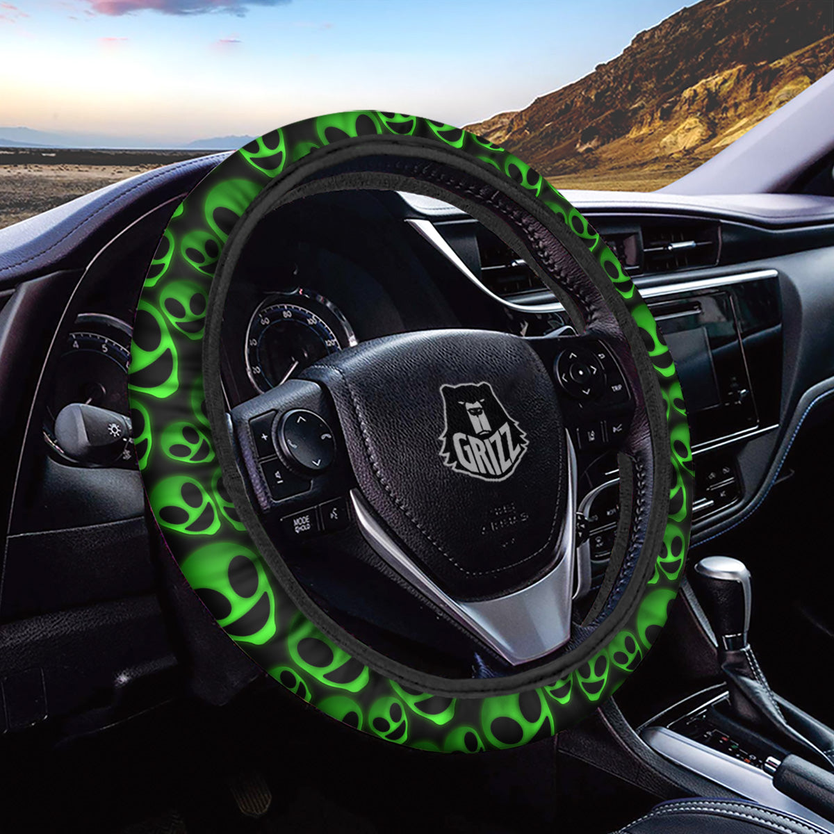 Horror Alien Green Neon Print Pattern Car Steering Wheel Cover-grizzshop