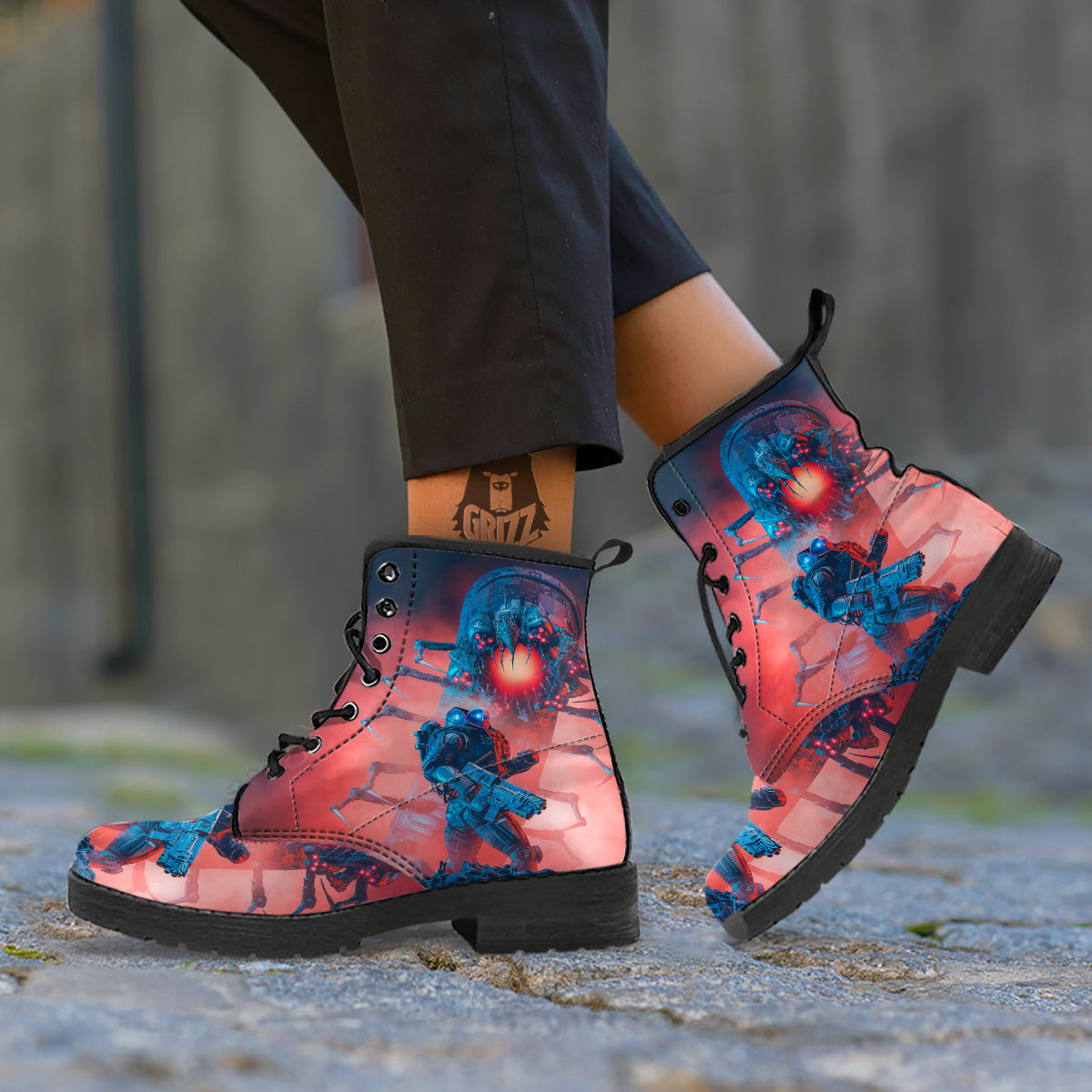 Hunting Alien Worm Print Leather Boots-grizzshop