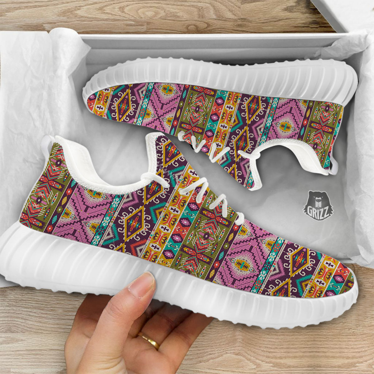 Inspired Native Print Pattern White Walking Shoes-grizzshop