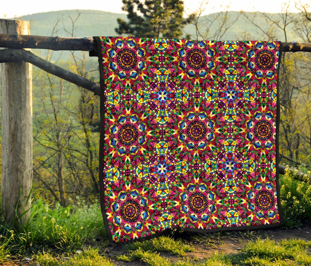 Kaleidoscope Pattern Print Quilt-grizzshop