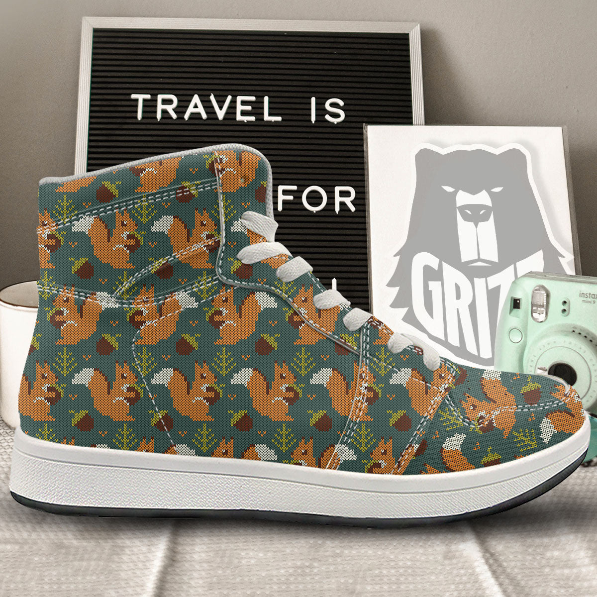 Knitted Squirrel Print Pattern High Top Sneakers-grizzshop