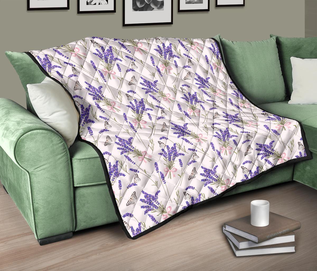 Lavender Floral Print Pattern Quilt-grizzshop