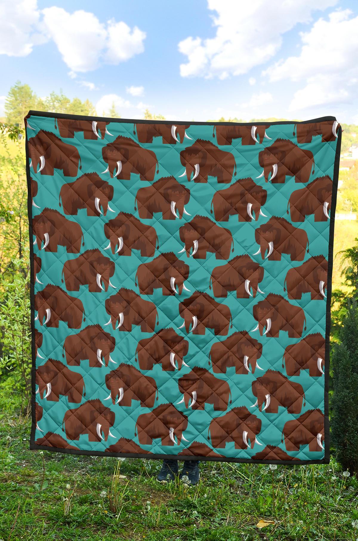 Mammoth Blue Pattern Print Quilt-grizzshop