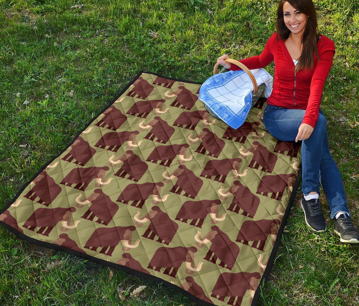 Mammoth Print Pattern Quilt-grizzshop