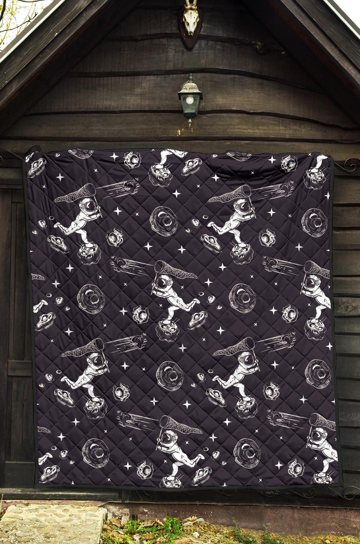 Metero Astronaut Print Pattern Quilt-grizzshop