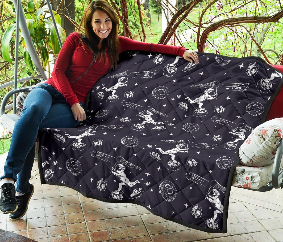 Metero Astronaut Print Pattern Quilt-grizzshop