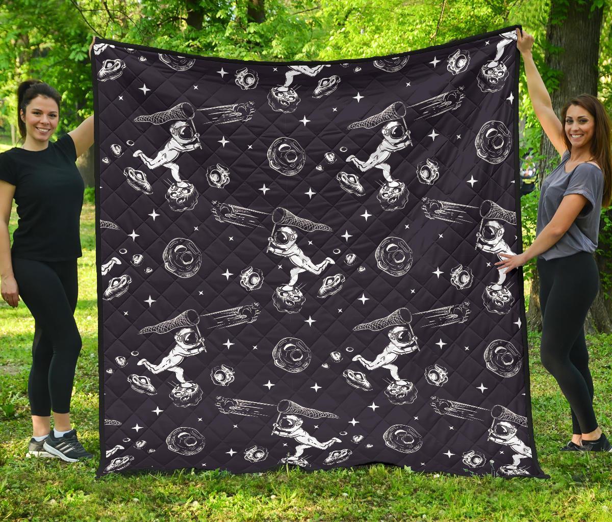 Metero Astronaut Print Pattern Quilt-grizzshop