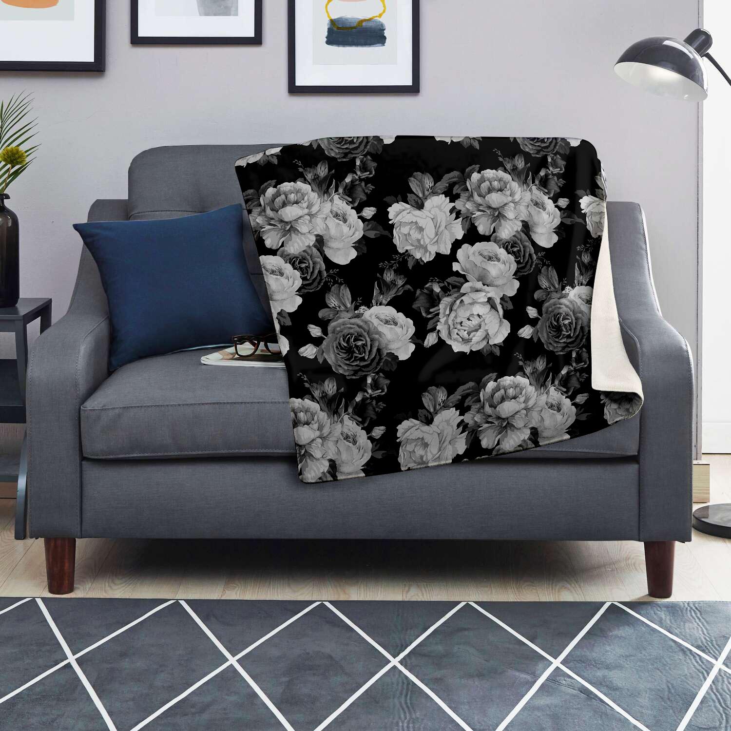 Monochrome Rose Floral Blanket-grizzshop