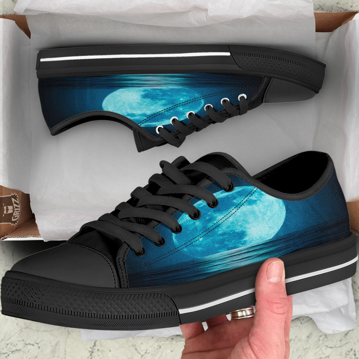 Moonlight And The Sea Print Black Low Top Shoes-grizzshop
