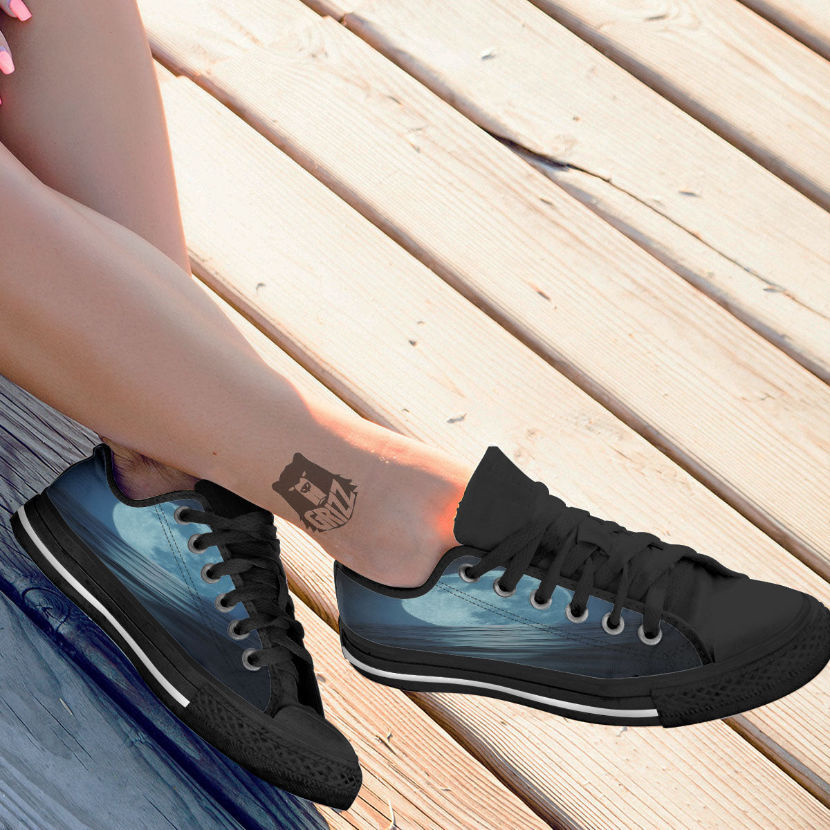 Moonlight And The Sea Print Black Low Top Shoes-grizzshop
