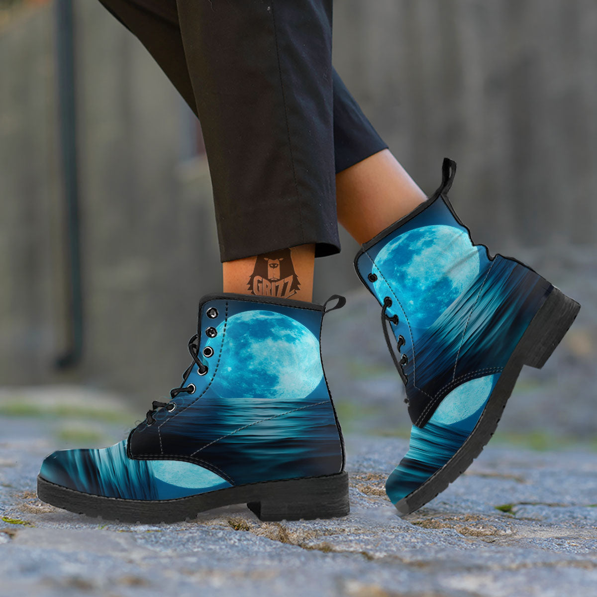 Moonlight And The Sea Print Leather Boots-grizzshop