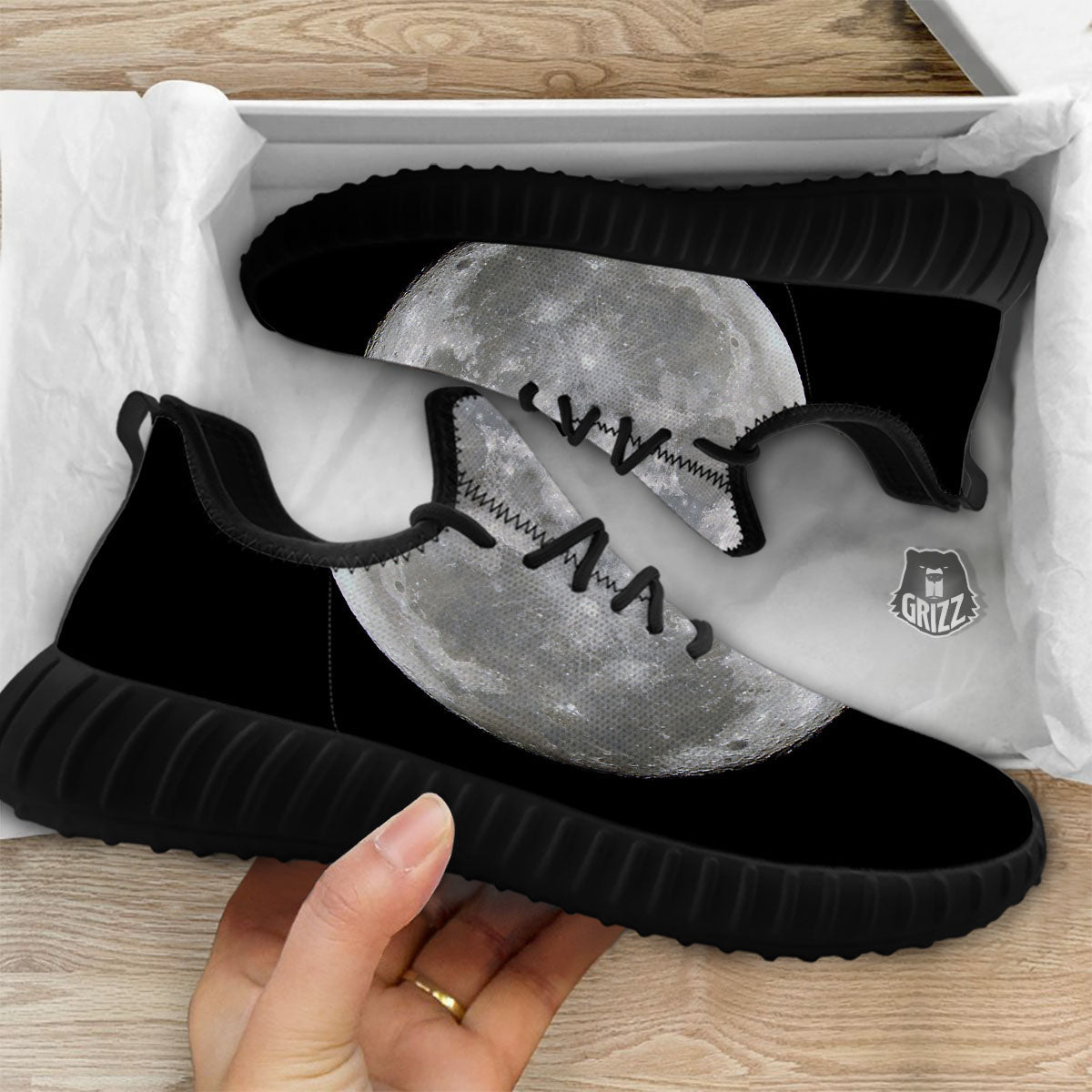 Moonlight White And Black Print Black Walking Shoes-grizzshop