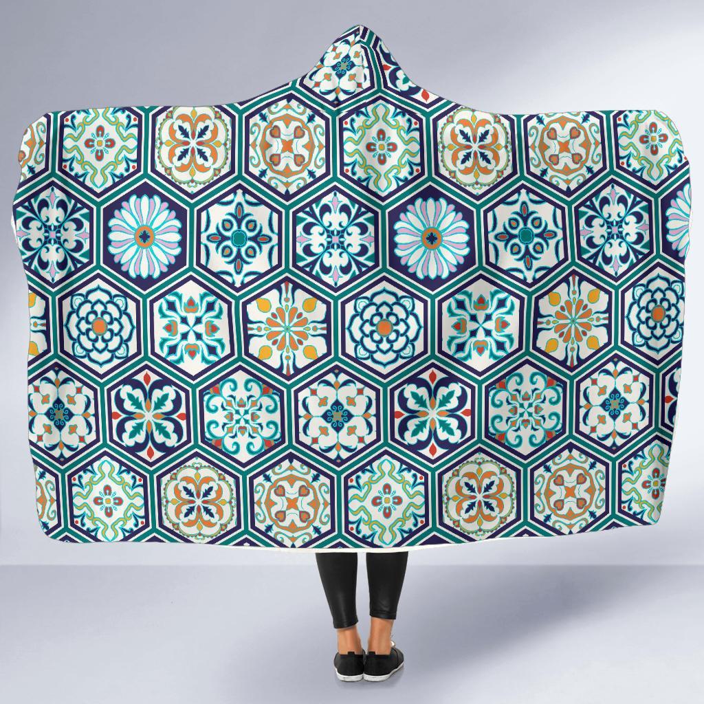 Mosaic Pattern Print Hooded Blanket-grizzshop