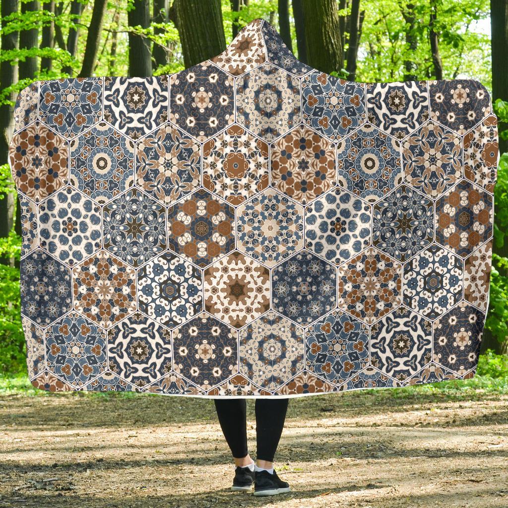 Mosaic Print Pattern Hooded Blanket-grizzshop