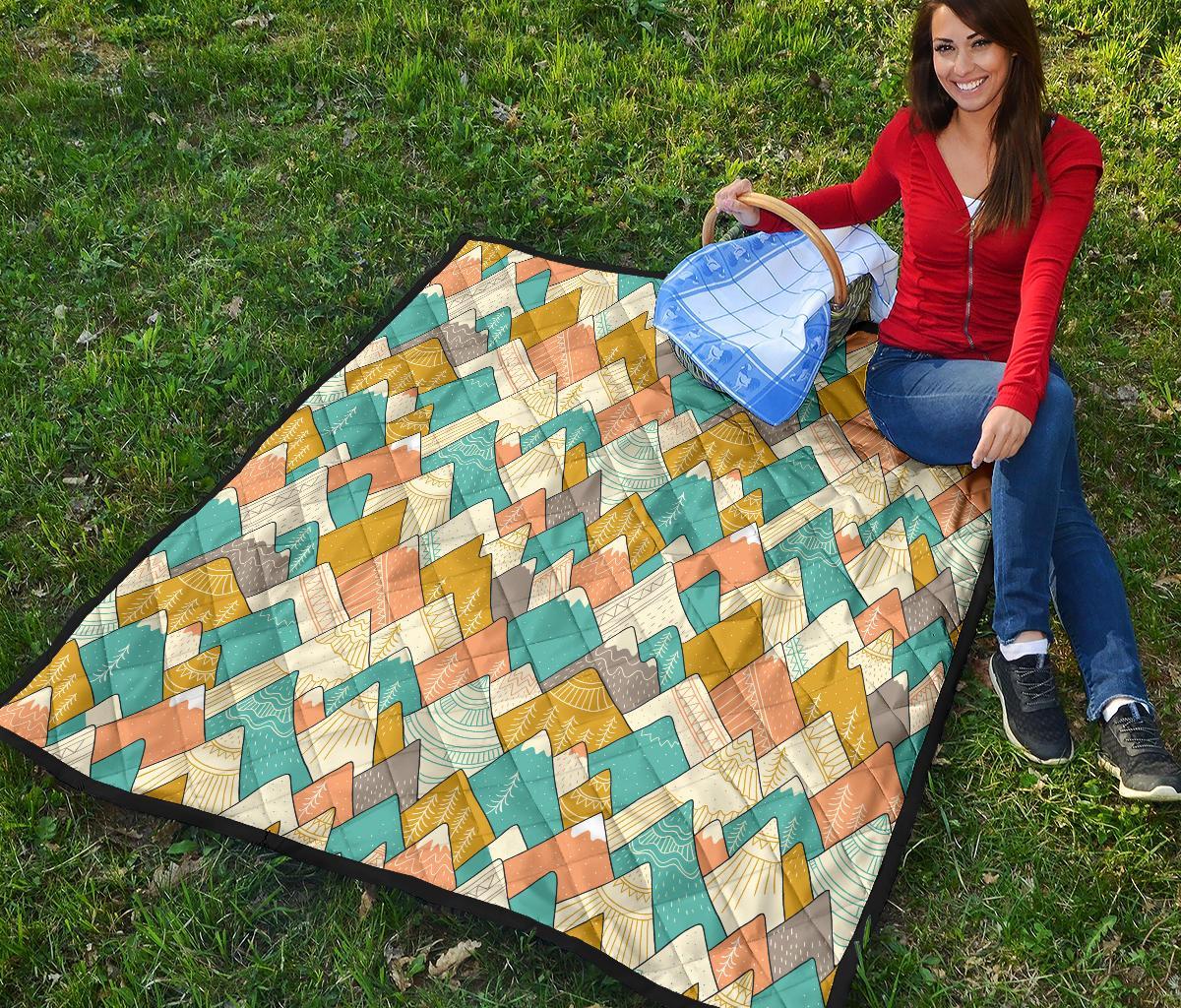 Mountain Colorful Pattern Print Quilt-grizzshop
