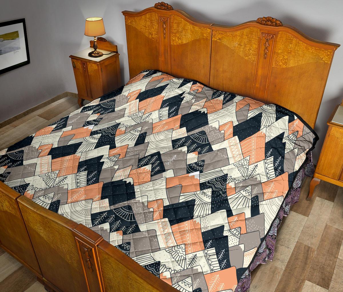 Mountain Pattern Print Quilt-grizzshop