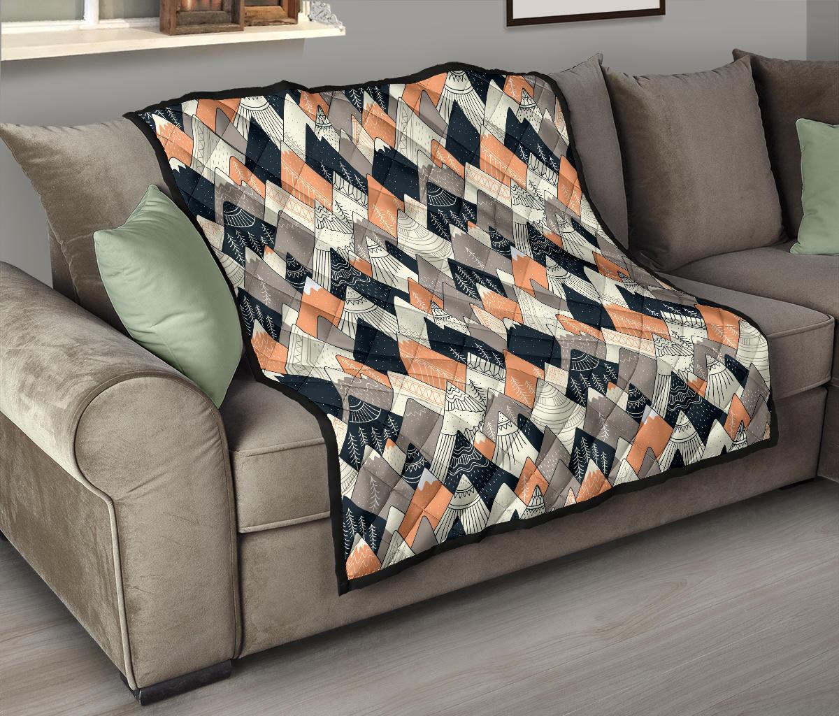 Mountain Pattern Print Quilt-grizzshop