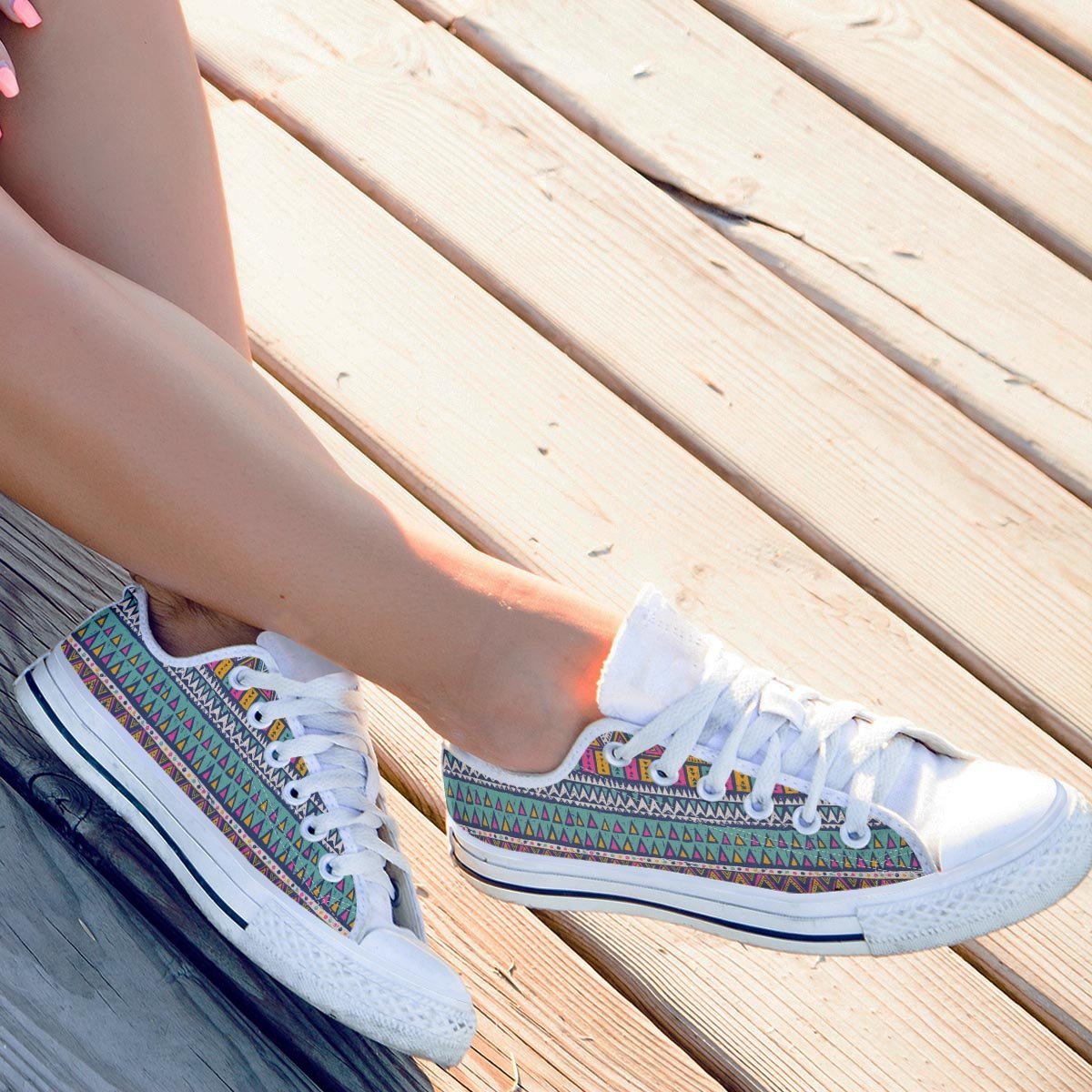 Multicolor Native Aztec Trippy Striped Men's Low Top Shoes-grizzshop