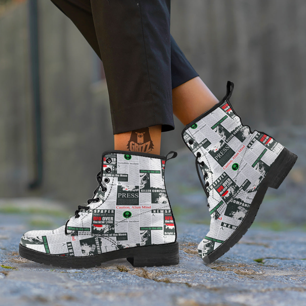 Newspaper Headlines Alien Print Pattern Leather Boots-grizzshop