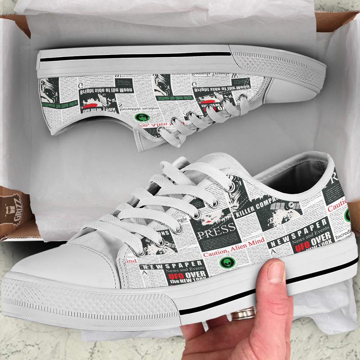 Newspaper Headlines Alien Print Pattern White Low Top Shoes-grizzshop