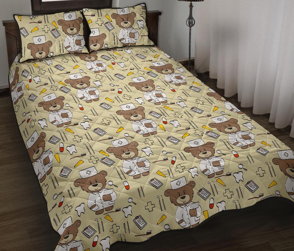 Nurse Teddy Bear Pattern Print Bed Set Quilt-grizzshop