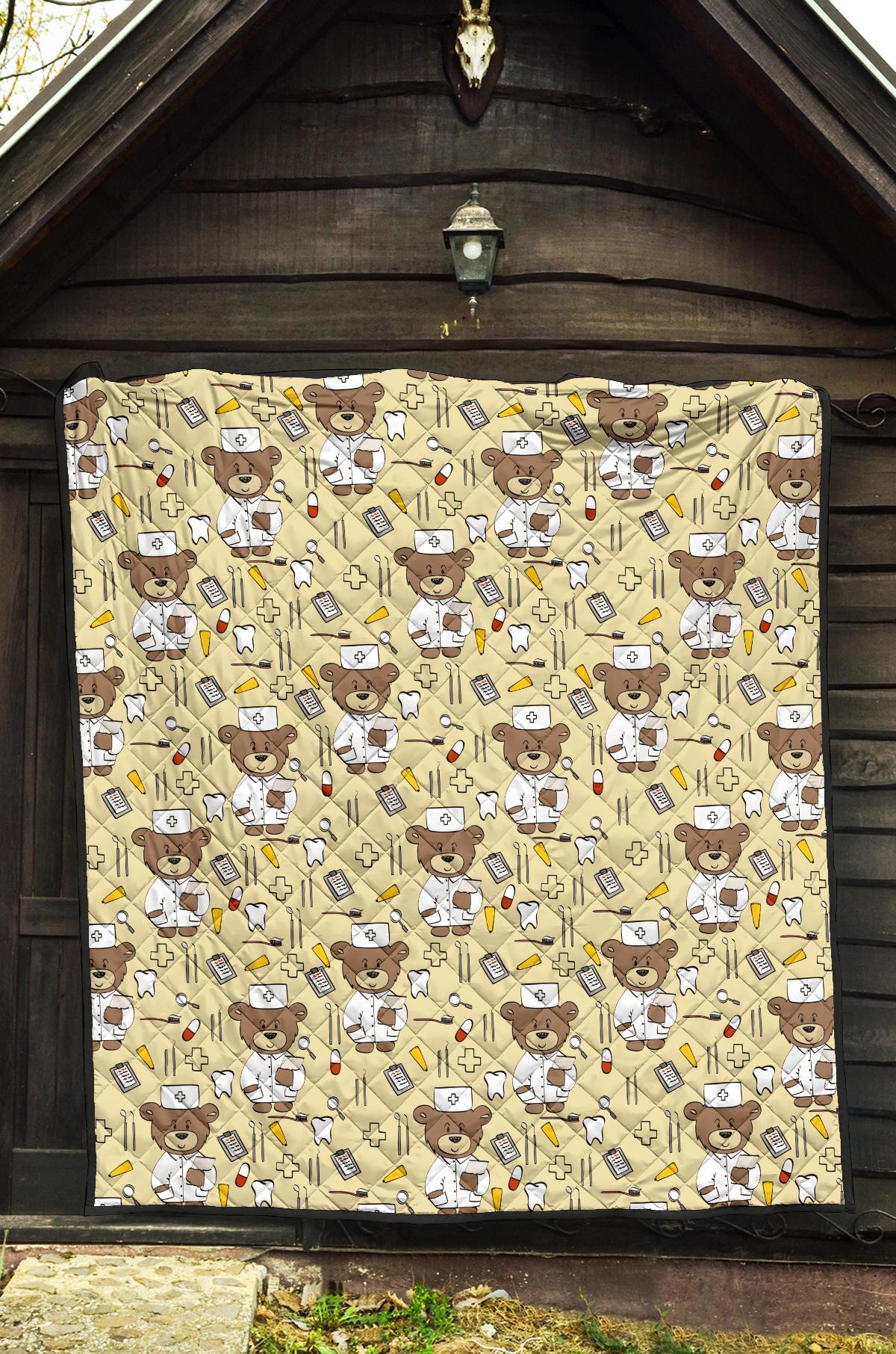 Nurse Teddy Bear Pattern Print Quilt-grizzshop