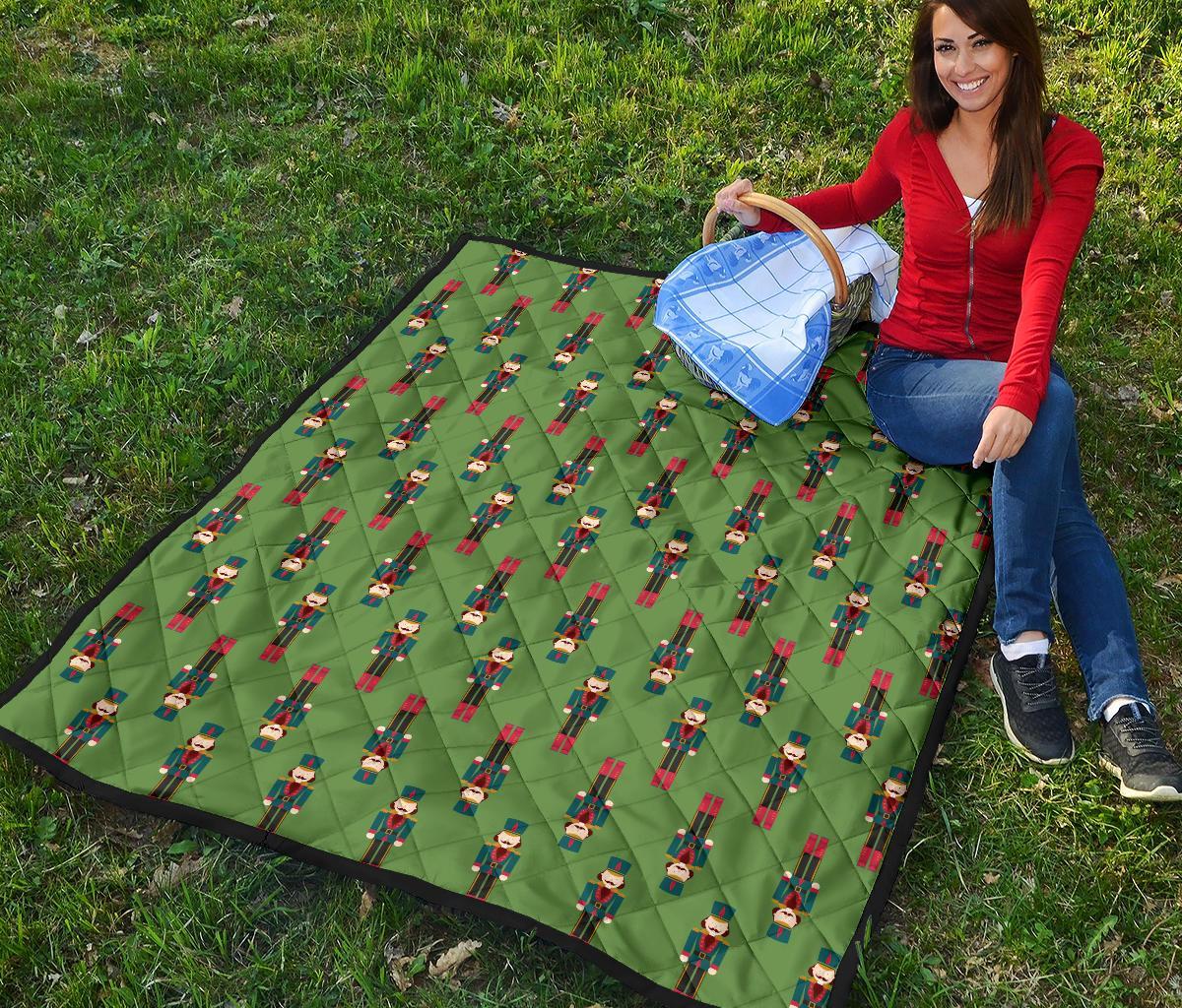 Nutcracker Green Pattern Print Quilt-grizzshop