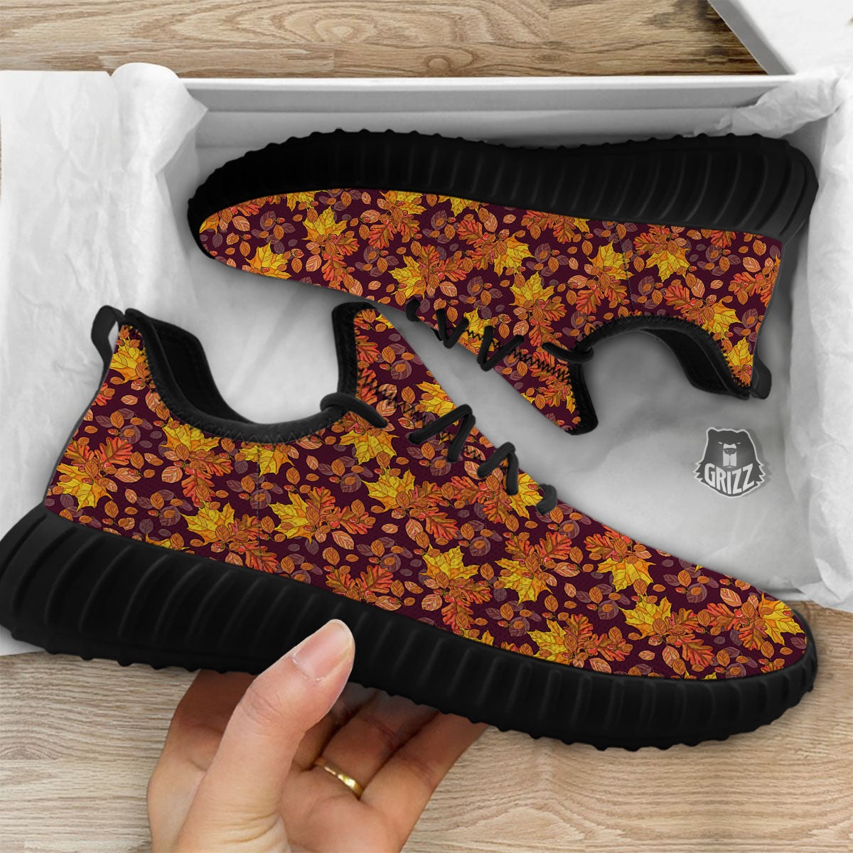 Oak Maple Print Pattern Black Walking Shoes-grizzshop