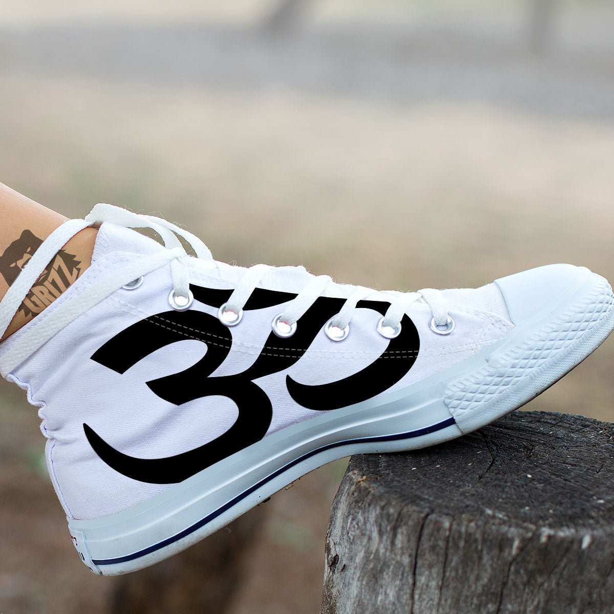 Om White And Black Print White High Top Shoes-grizzshop