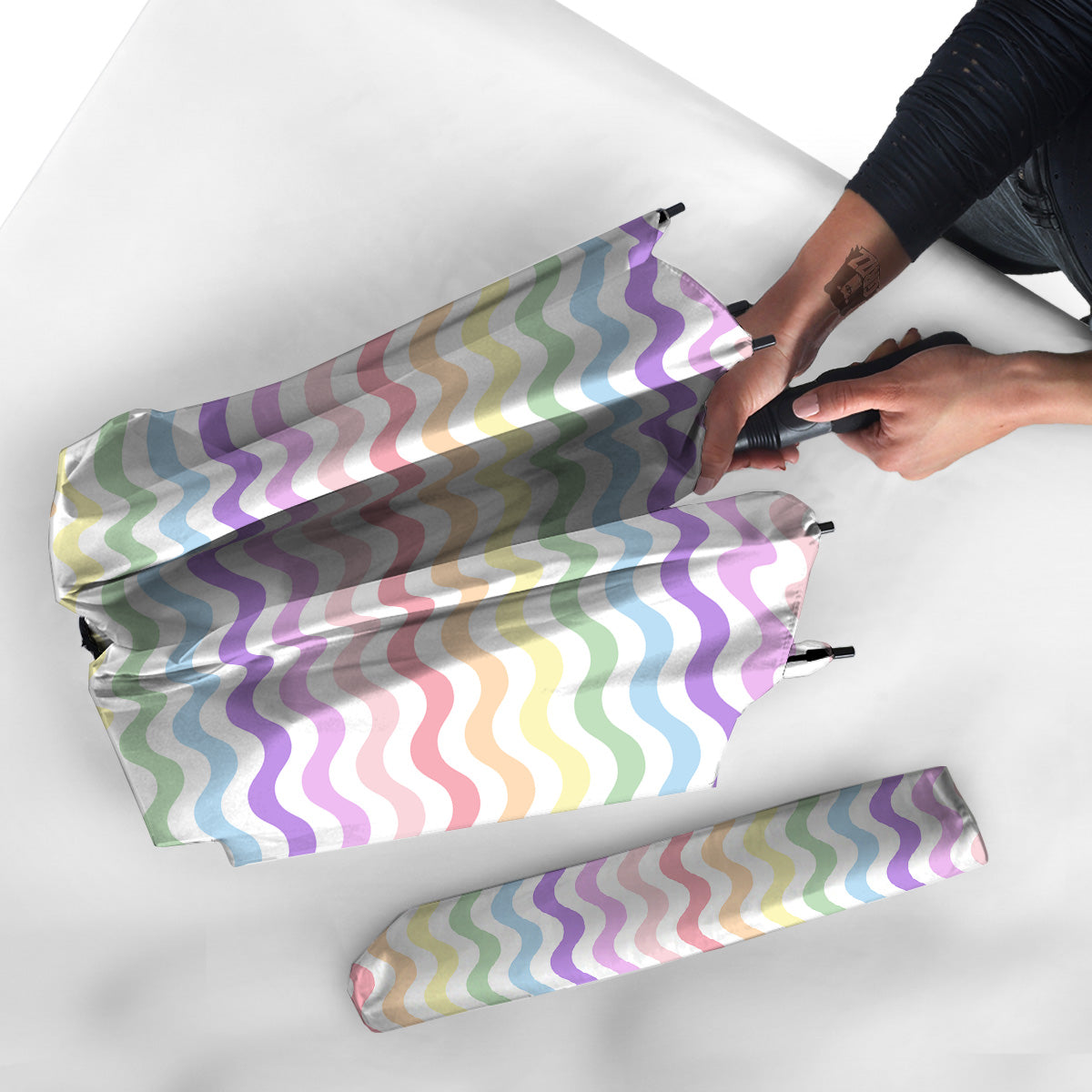 Pastel Wave Striped Print Umbrella-grizzshop