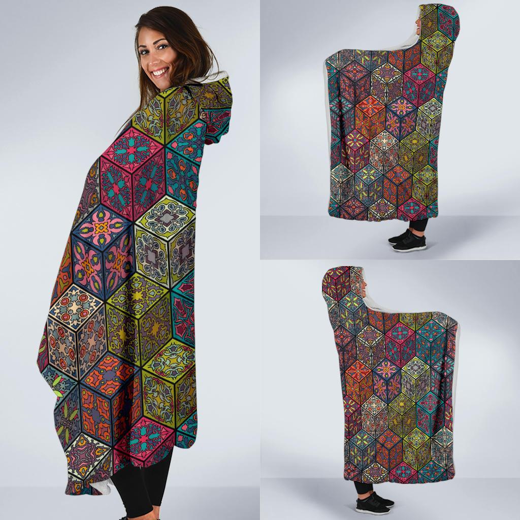 Patchwork Print Pattern Hooded Blanket-grizzshop