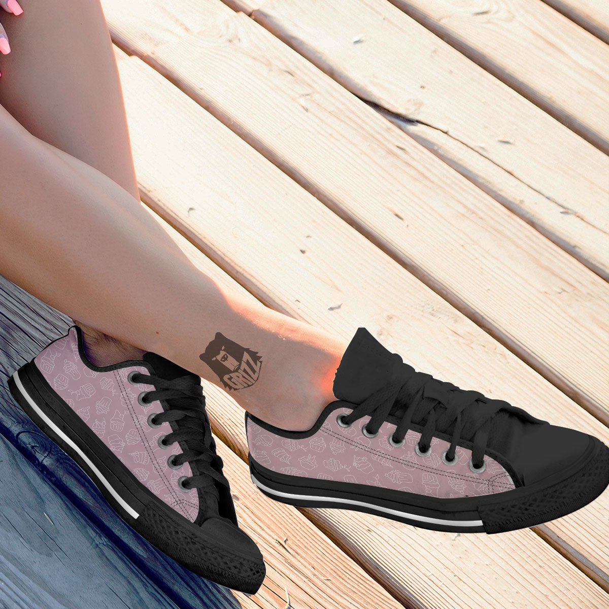 Pattern Mini Cupcake Print Black Low Top Shoes-grizzshop