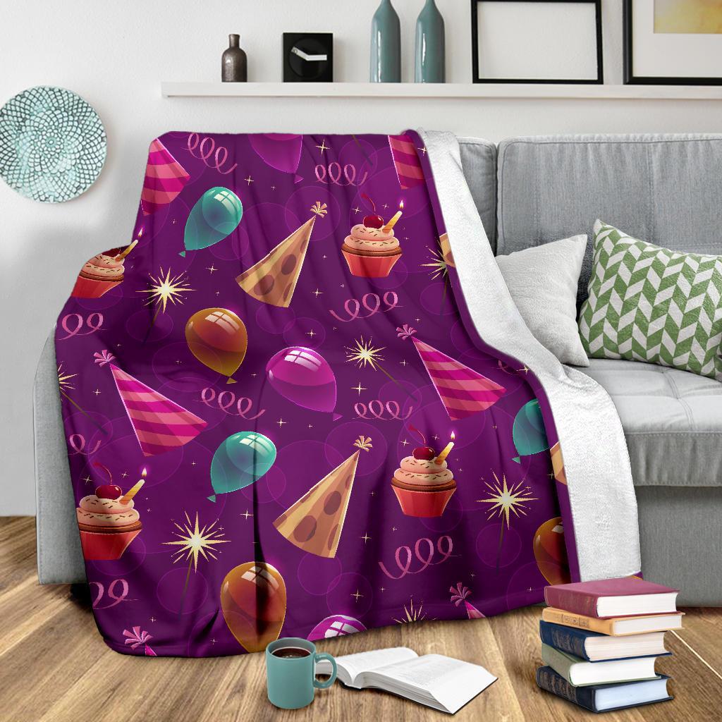 Pattern Print Birthday Blanket-grizzshop