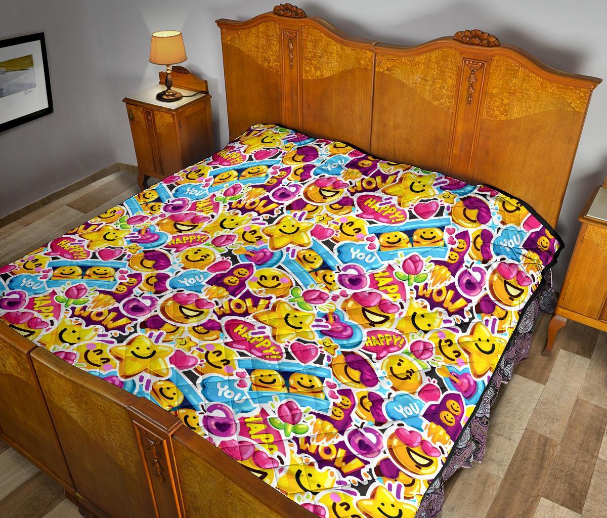 Pattern Print Emoji Quilt-grizzshop