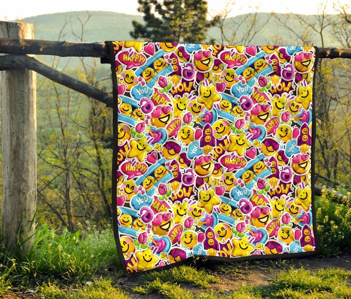 Pattern Print Emoji Quilt-grizzshop