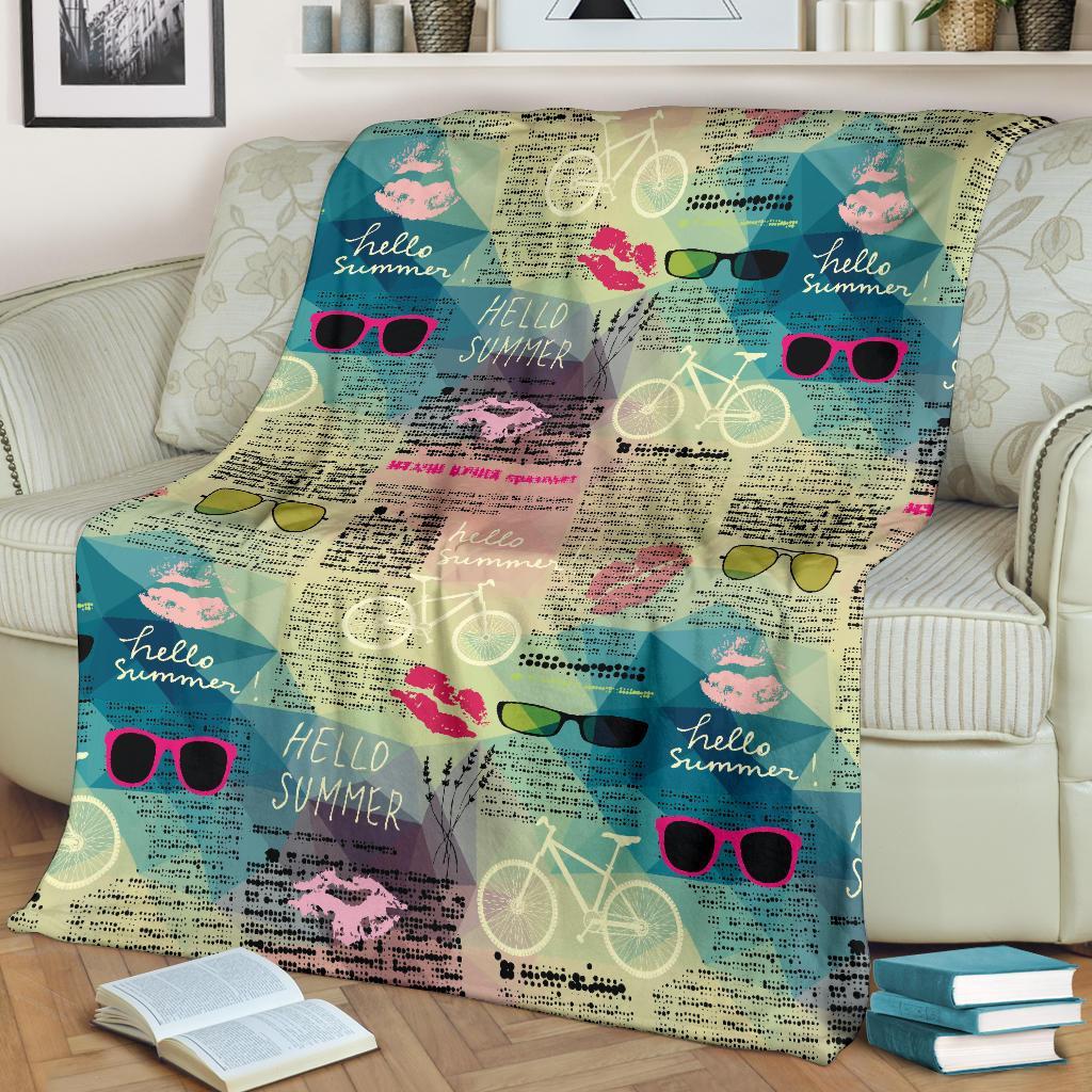 Pattern Print Newspaper Blanket-grizzshop