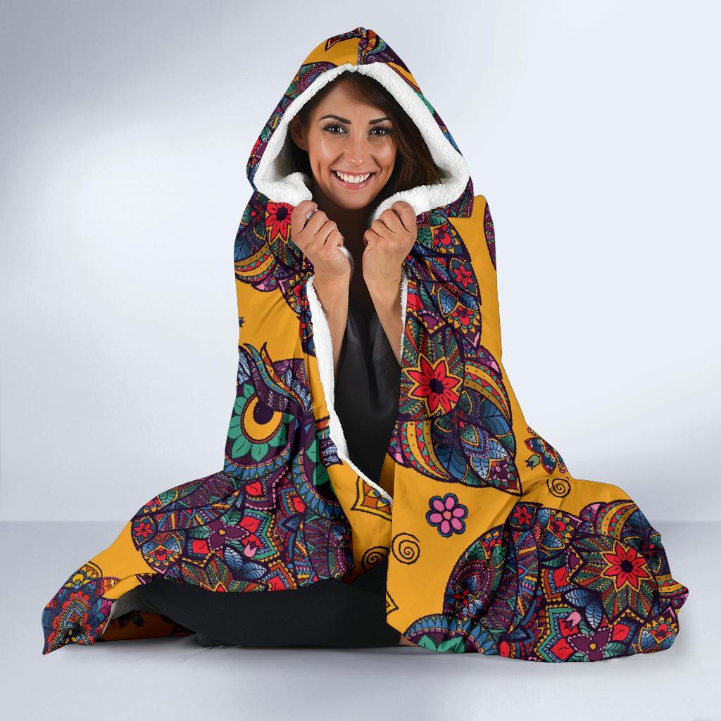 Pattern Print Owl Ornamental Hooded Blanket-grizzshop