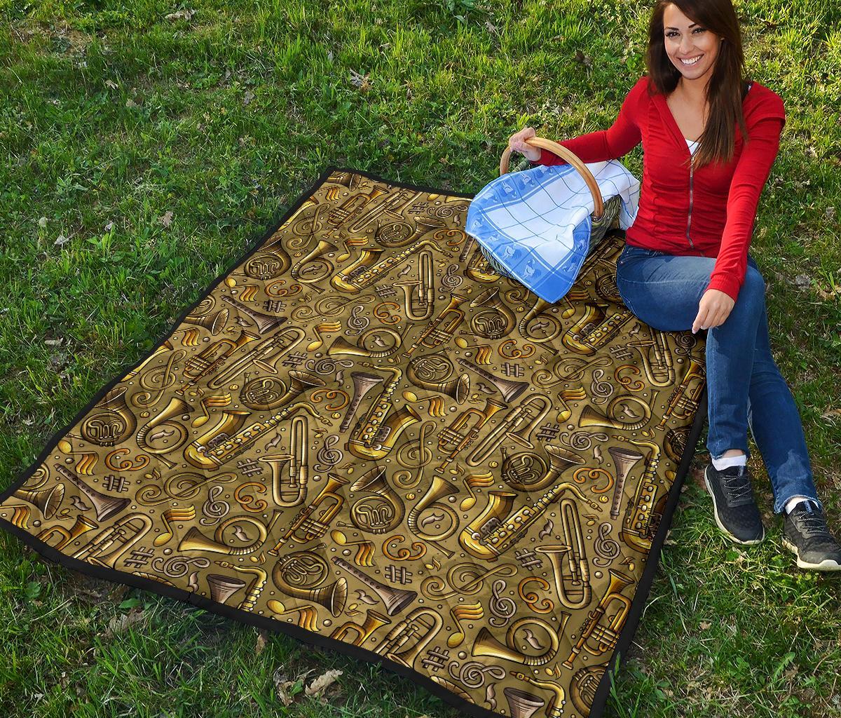 Pattern Print Trumpet Quilt-grizzshop