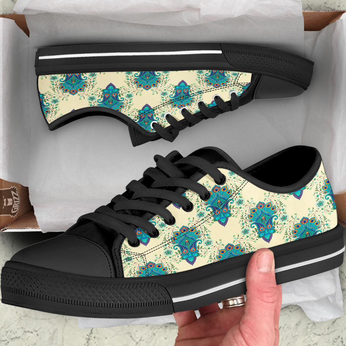 Peacock Feather Vintage Print Pattern Black Low Top Shoes-grizzshop