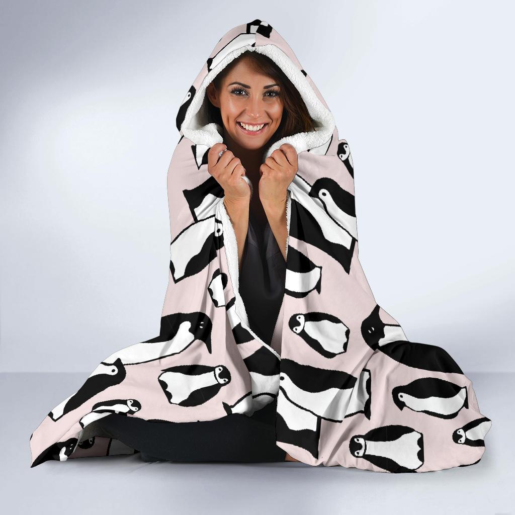 Penguin Print Pattern Hooded Blanket-grizzshop