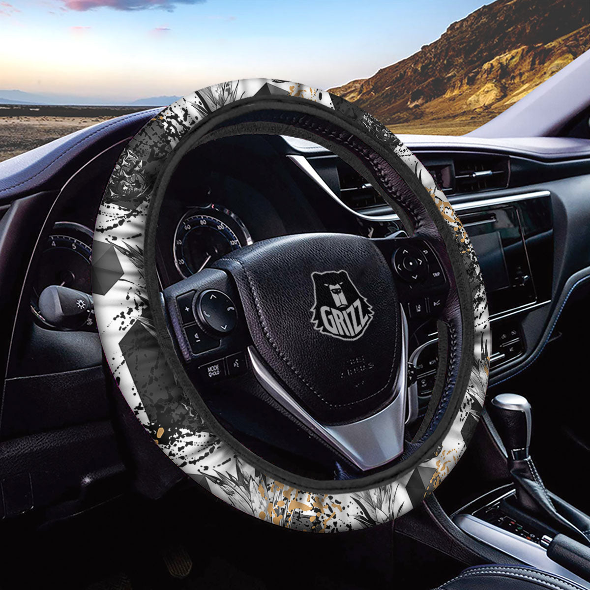 Pineapple Black Geometric Print Pattern Car Steering Wheel Cover-grizzshop