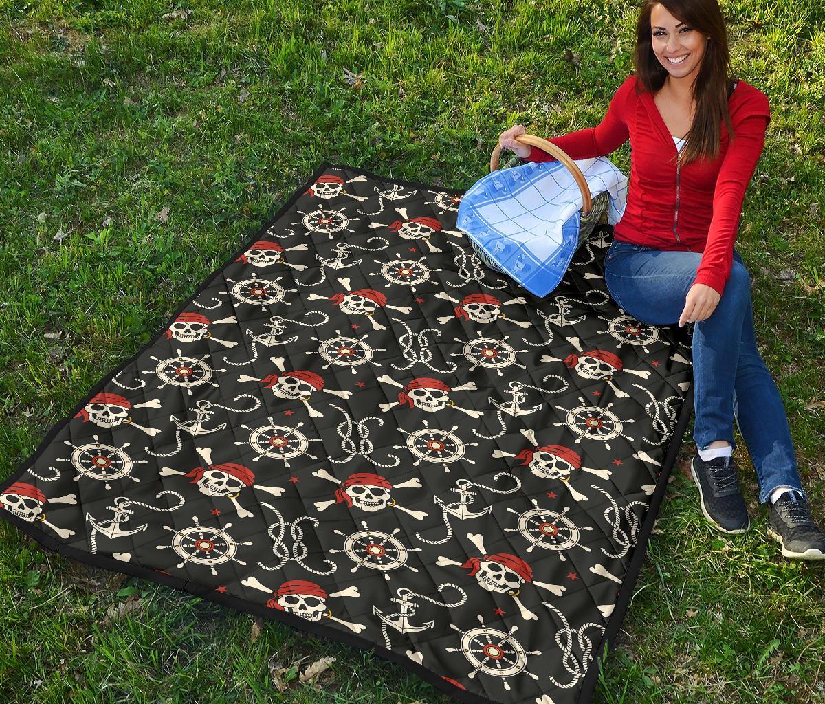 Pirate Skull Pattern Print Quilt-grizzshop