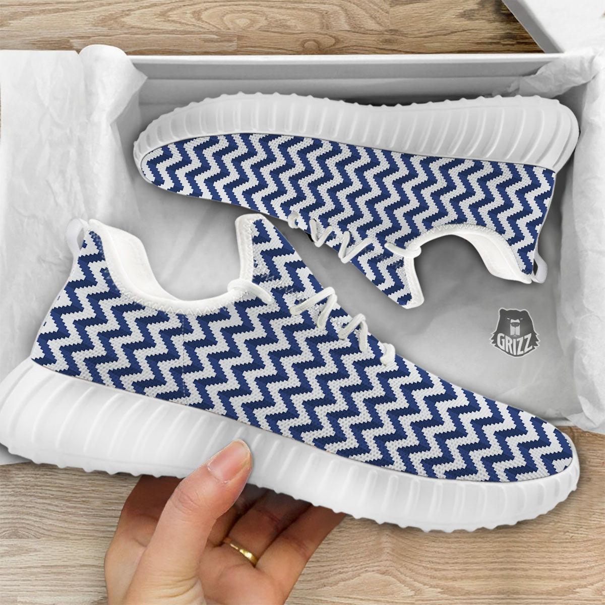 Pixel Zigzag Print Pattern White Walking Shoes-grizzshop