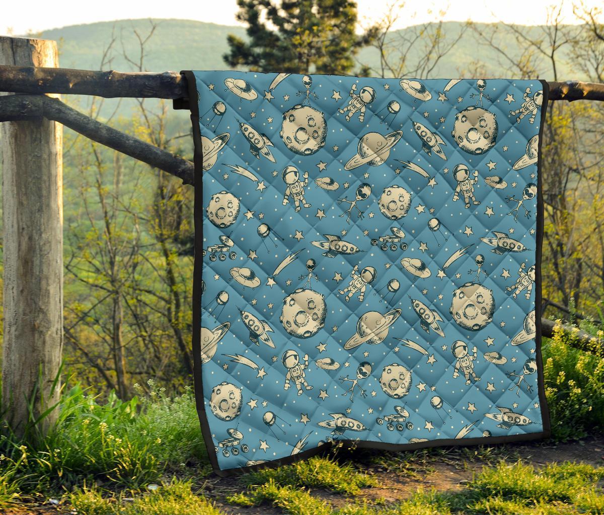 Planet Pattern Print Quilt-grizzshop