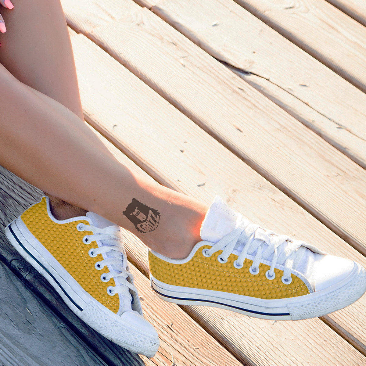 Plastic Building Blocks Yellow Print Pattern White Low Top Shoes-grizzshop