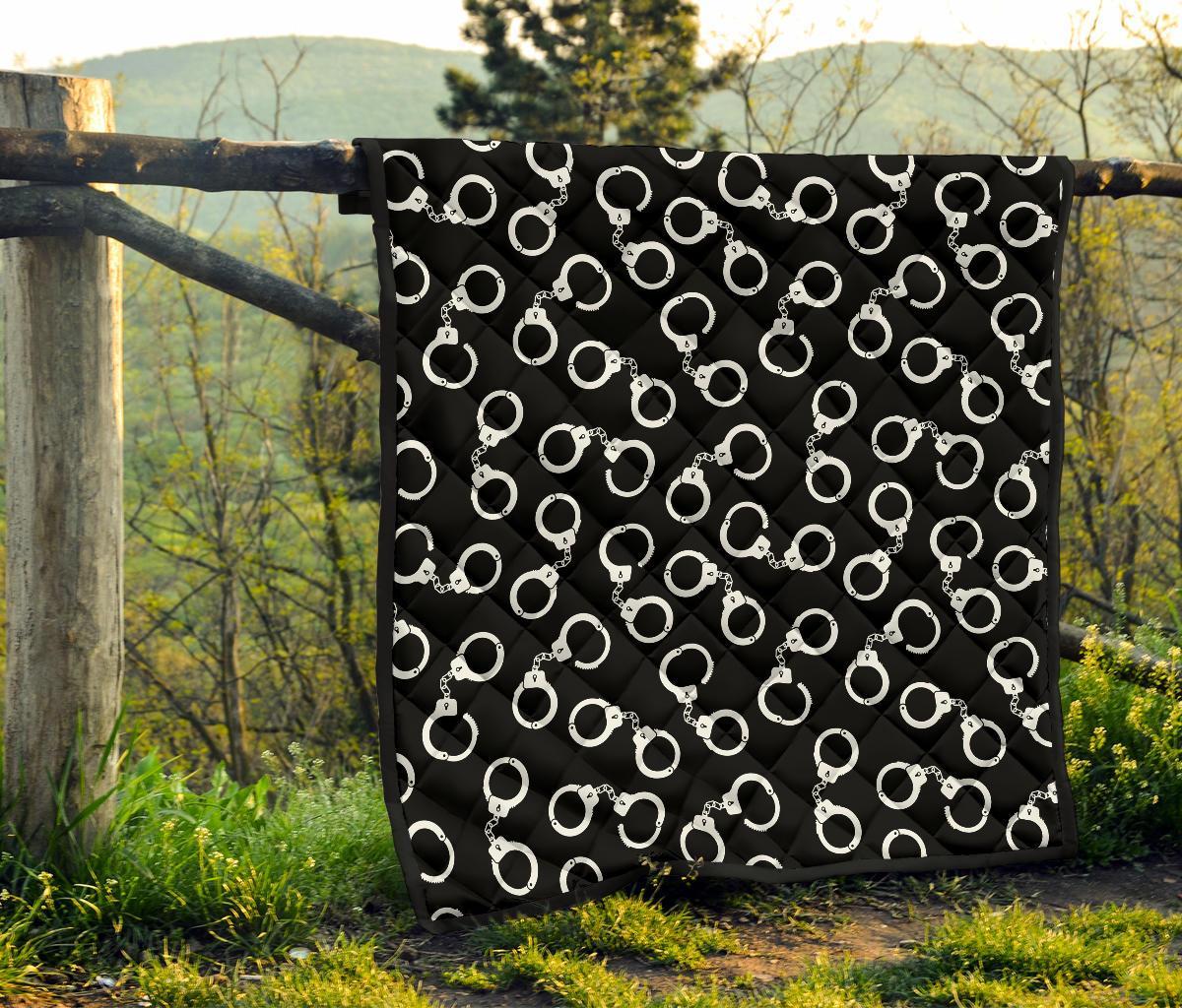 Police Shackle Pattern Print Quilt-grizzshop