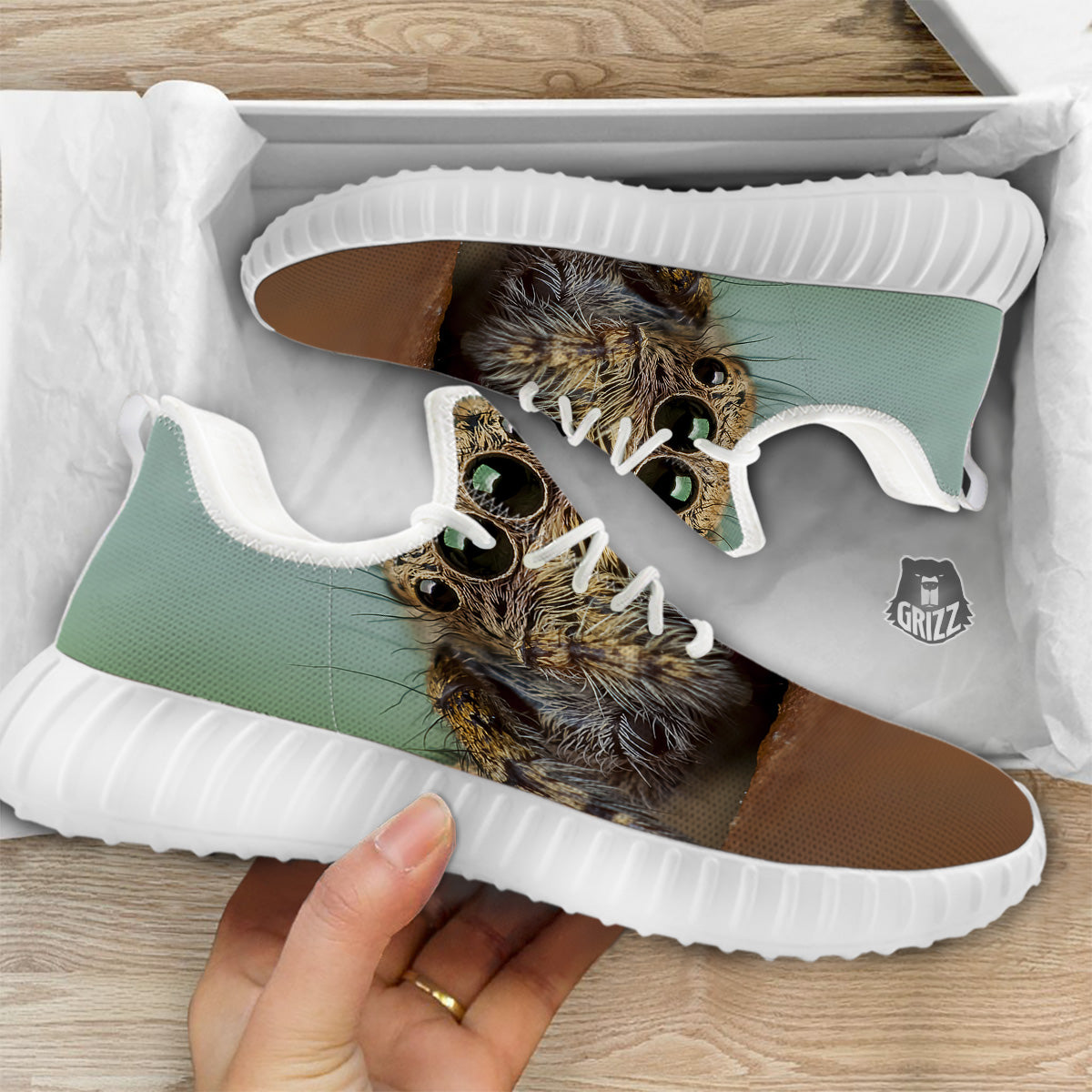 Portrait Spider Print White Walking Shoes-grizzshop