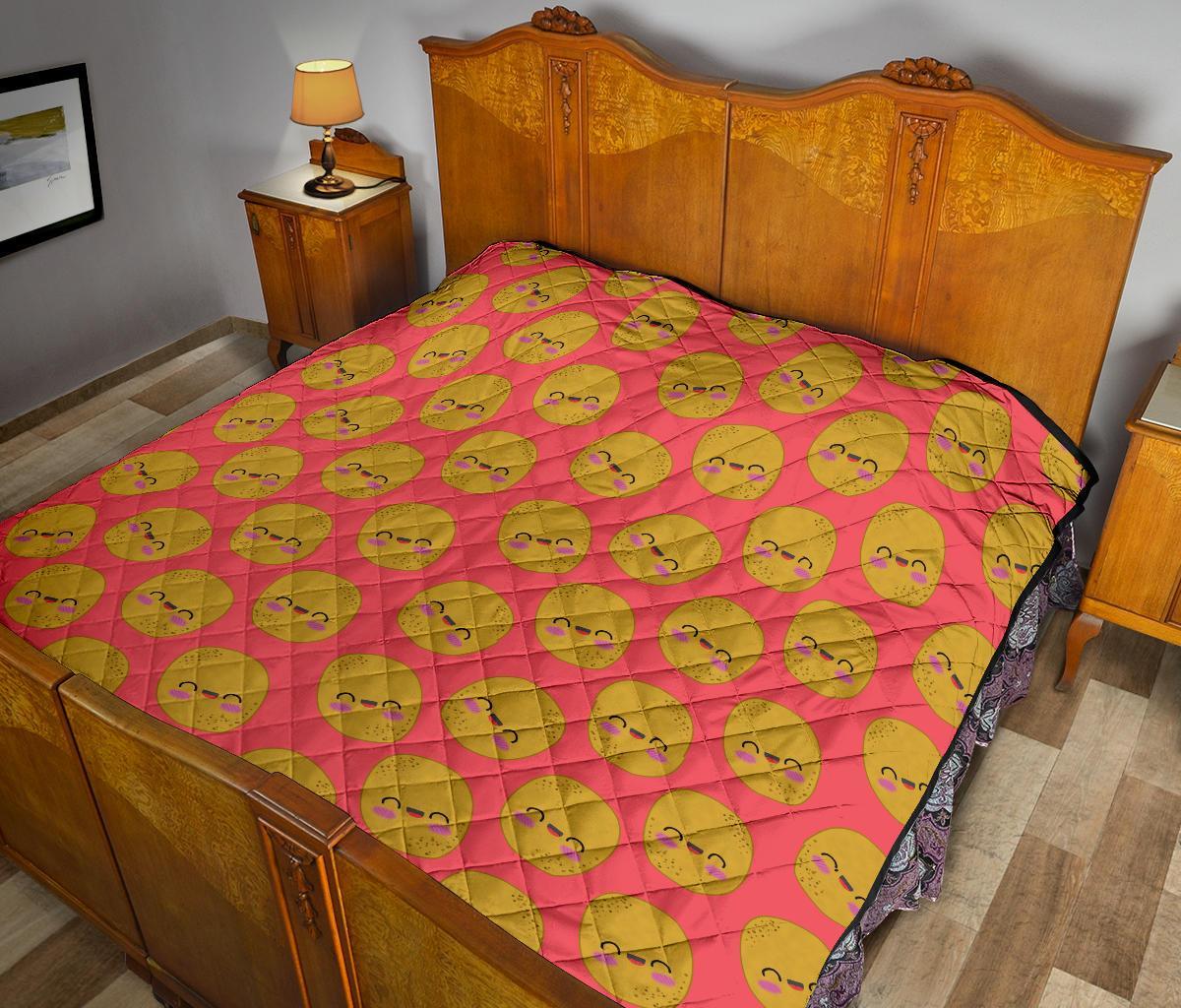 Potato Smile Pattern Print Quilt-grizzshop